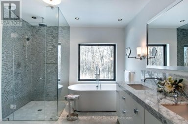 46479 OLD MAIL ROAD Meaford Ontario photo 12