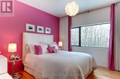 46479 OLD MAIL ROAD Meaford Ontario photo 17