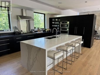 46479 OLD MAIL ROAD Meaford Ontario photo 2