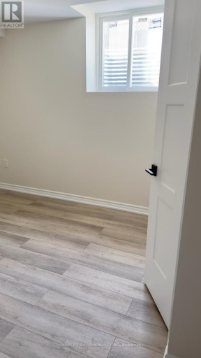 LOWER UNIT/BASEMENT - 128 ADAM PLACE, Newmarket (Bristol-London), Ontario, L3Y8C4