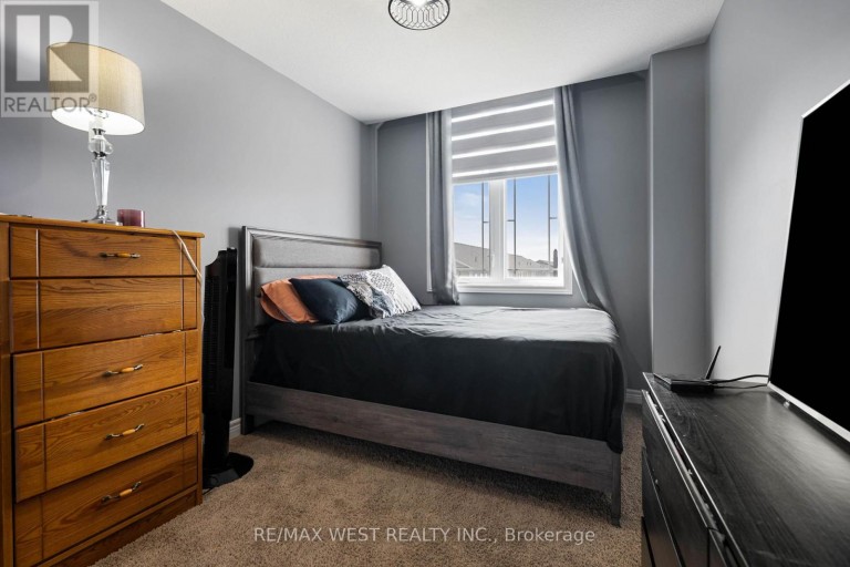 70 - 124 PARKINSON CRESCENT, Orangeville, Ontario, L9W6X3