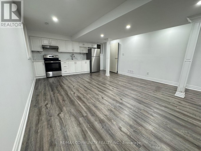 933 RED DEER AVENUE, Oshawa (Taunton), Ontario, L1K0C4