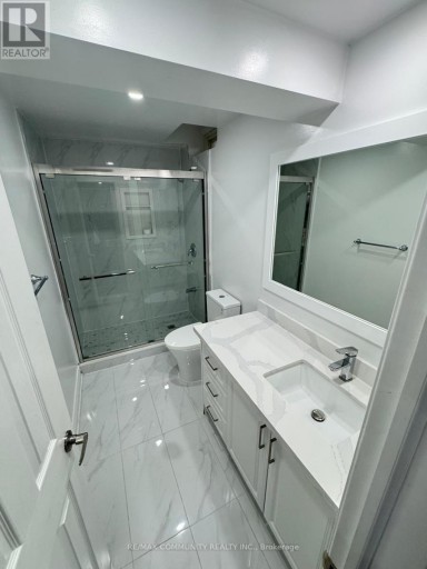 933 RED DEER AVENUE, Oshawa (Taunton), Ontario, L1K0C4