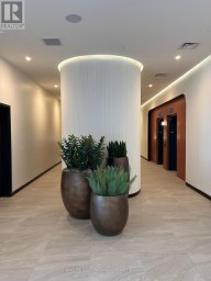 506 - 689 THE QUEENSWAY WAY Toronto (Stonegate-Queensway) Ontario photo 2