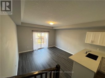 18 AQUA LANE Hamilton Ontario photo 10