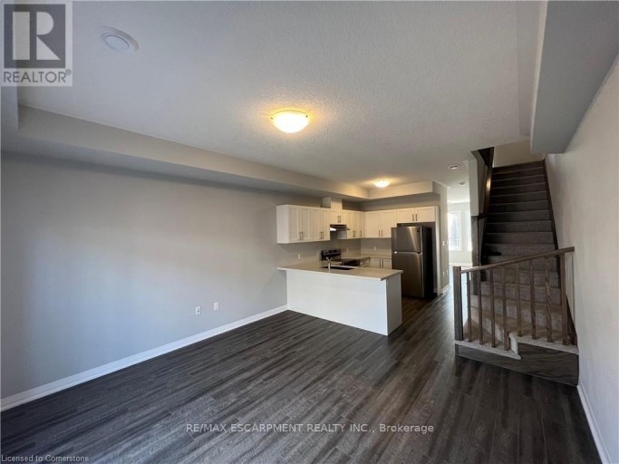 18 AQUA LANE, Hamilton, Ontario, L0R1P0