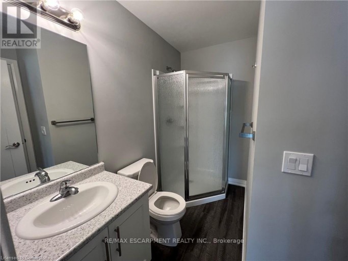 18 AQUA LANE, Hamilton, Ontario, L0R1P0
