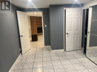 BASEMENT - 272 NAHANI WAY Mississauga (Hurontario) Ontario photo 12