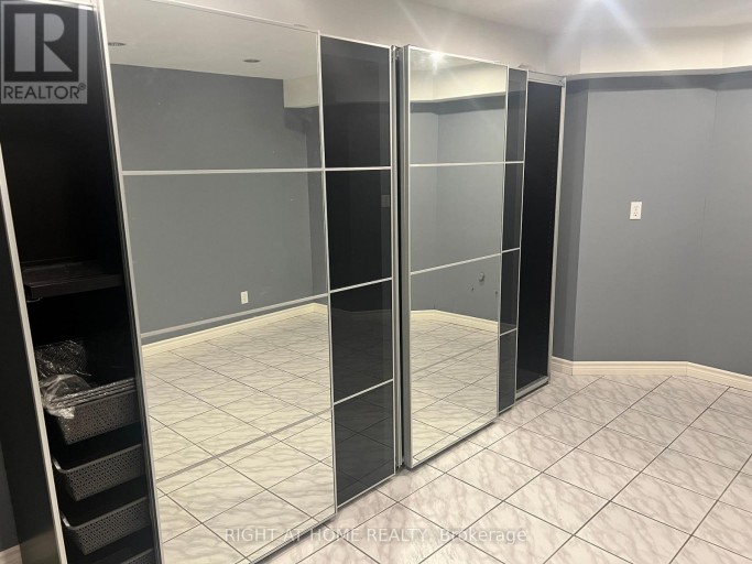 BASEMENT - 272 NAHANI WAY, Mississauga (Hurontario), Ontario, L4Z3B7