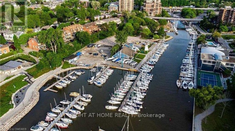 214 RANDALL STREET, Oakville (OO Old Oakville), Ontario, L6J1P7