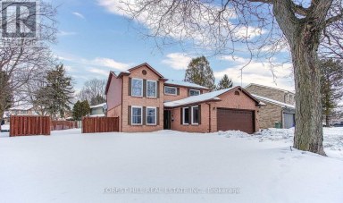 ROOM 1 - 115 AMBERLY BOULEVARD Hamilton (Ancaster) Ontario photo 1