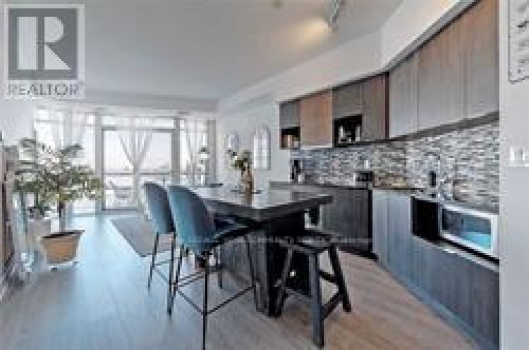 219 - 99 THE DONWAY W, Toronto (Banbury-Don Mills), Ontario, M3C0N8