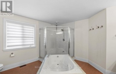 9 WILLIAM BOWES BOULEVARD Vaughan (Maple) Ontario photo 15