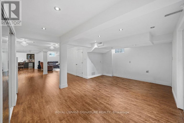 9 WILLIAM BOWES BOULEVARD, Vaughan (Maple), Ontario, L6A4B1