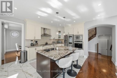 9 WILLIAM BOWES BOULEVARD Vaughan (Maple) Ontario photo 3