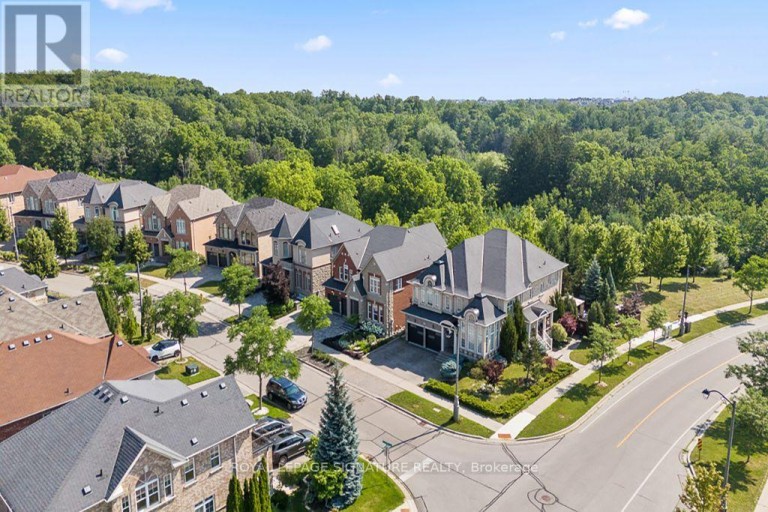 9 WILLIAM BOWES BOULEVARD, Vaughan (Maple), Ontario, L6A4B1