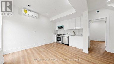 1 - 82 FORD STREET Toronto (Weston-Pellam Park) Ontario photo 8