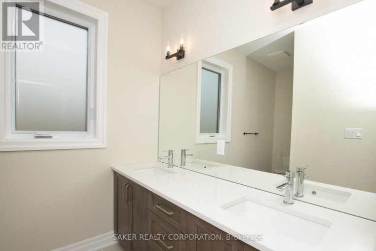547 REGENT STREET, Strathroy-Caradoc (Mount Brydges), Ontario, N0L1W0