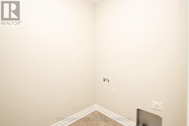 547 REGENT STREET, Strathroy-Caradoc (Mount Brydges), Ontario, N0L1W0