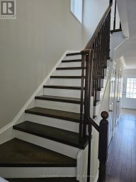 150 DANCE ACT AVENUE Oshawa (Windfields) Ontario photo 2