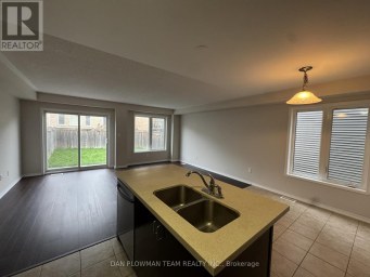 150 DANCE ACT AVENUE Oshawa (Windfields) Ontario photo 7