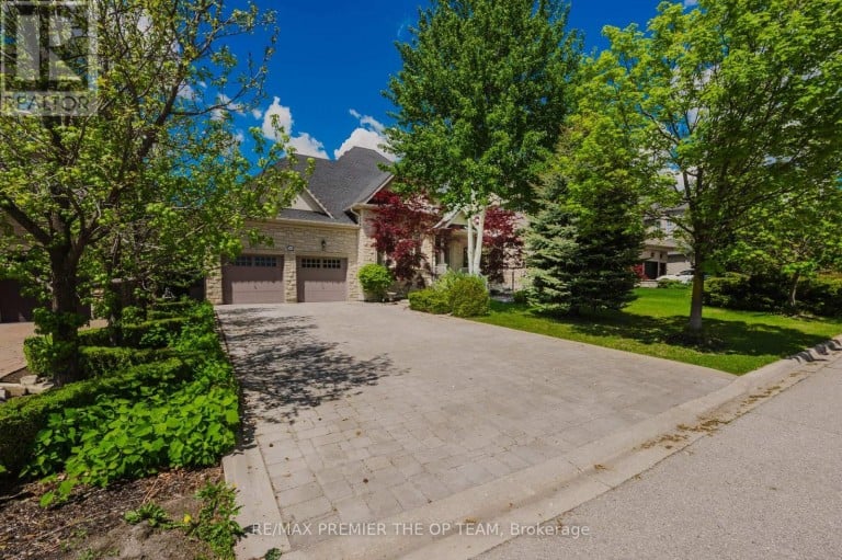 UPPER - 56 PARK RIDGE DRIVE, Vaughan (Kleinburg), Ontario, L0J1C0