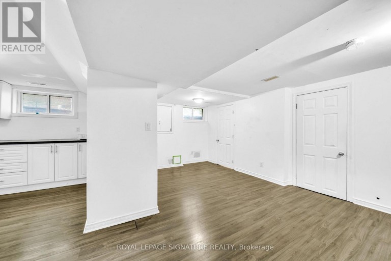 BASEMENT - 43 PARKSIDE DRIVE, Newmarket (Central Newmarket), Ontario, L3Y4R7