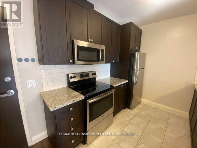 621 - 118 KING STREET E, Hamilton (Beasley), Ontario, L8N1A8