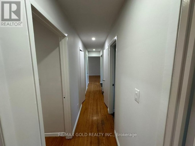 3RD FLOOR ( UPPER UNIT ) - 515 STONE STREET, Oshawa (Lakeview), Ontario, L1J1A4