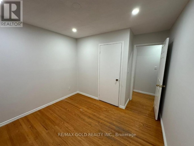 3RD FLOOR ( UPPER UNIT ) - 515 STONE STREET, Oshawa (Lakeview), Ontario, L1J1A4