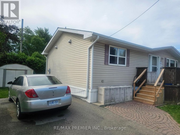 5TH AVE WEST UNIT #21 - 1749 DUNDAS STREET E, Mississauga (Dixie), Ontario, L4X2R6