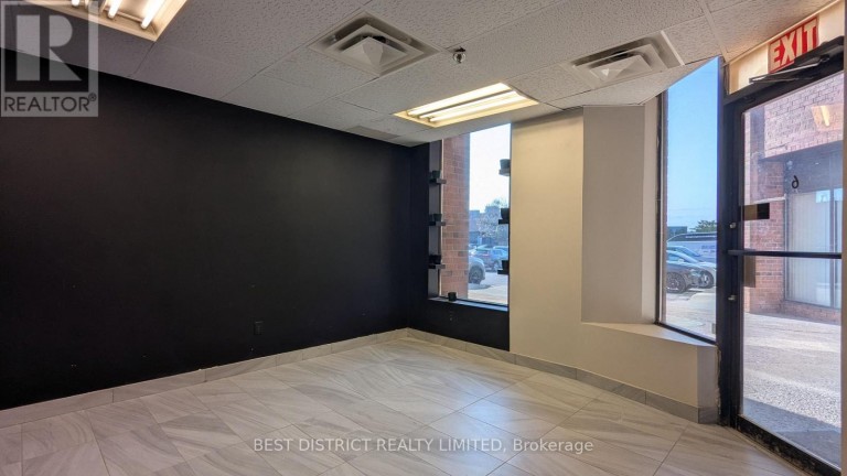 6 - 50 RITIN LANE, Vaughan (Concord), Ontario, L4K4W6
