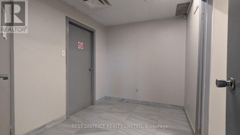6 - 50 RITIN LANE, Vaughan (Concord), Ontario, L4K4W6