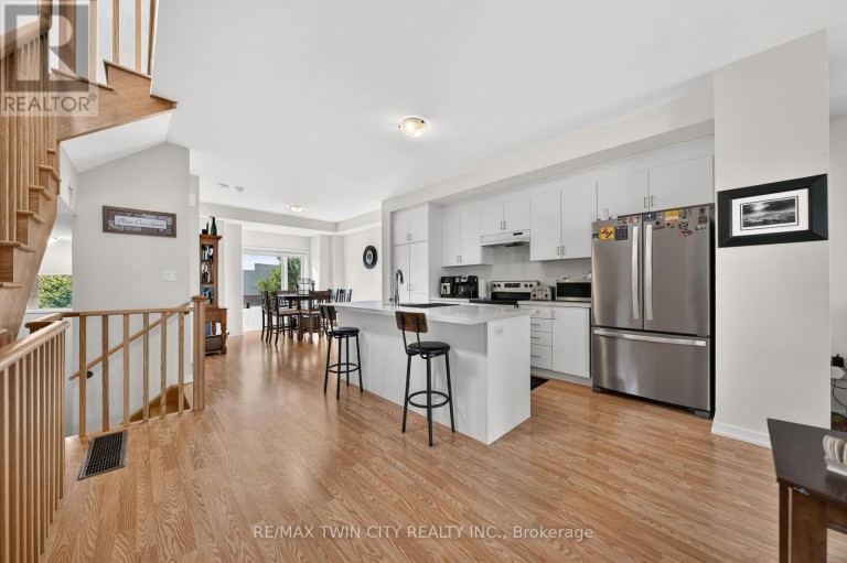 49 LAMBERT LANE, Caledon (Bolton East), Ontario, L7E4M4