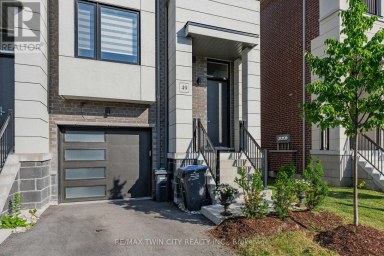 49 LAMBERT LANE Caledon (Bolton East) Ontario photo 2
