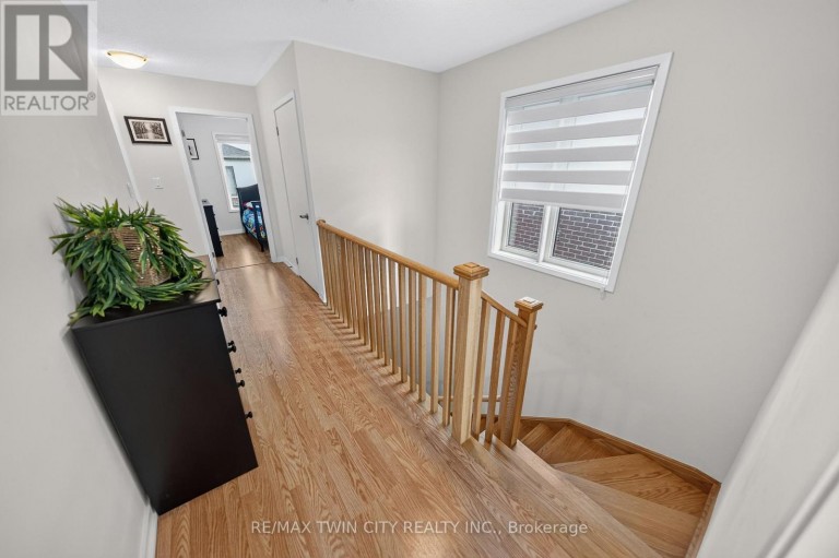 49 LAMBERT LANE, Caledon (Bolton East), Ontario, L7E4M4