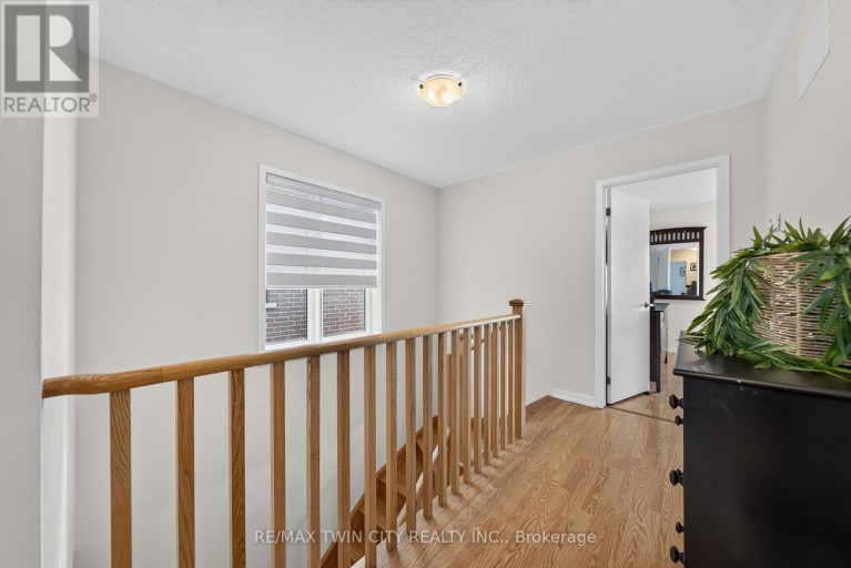49 LAMBERT LANE, Caledon (Bolton East), Ontario, L7E4M4