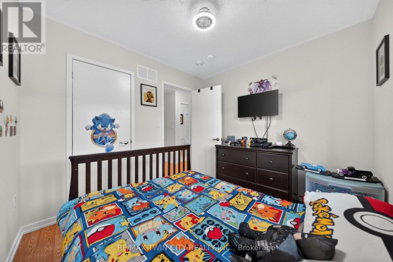 49 LAMBERT LANE, Caledon (Bolton East), Ontario, L7E4M4