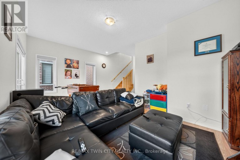 49 LAMBERT LANE, Caledon (Bolton East), Ontario, L7E4M4