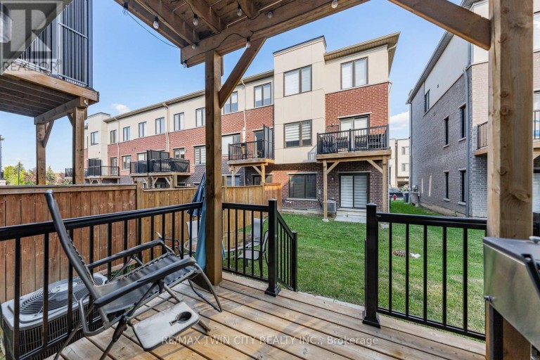 49 LAMBERT LANE, Caledon (Bolton East), Ontario, L7E4M4