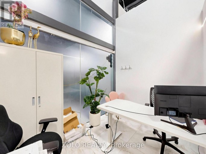 B (326) - 7250 KEELE STREET, Vaughan (Concord), Ontario, L4K1Z8