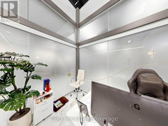 B (326) - 7250 KEELE STREET Vaughan (Concord) Ontario photo 15