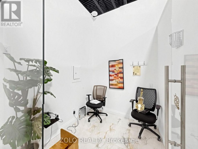 B (326) - 7250 KEELE STREET, Vaughan (Concord), Ontario, L4K1Z8