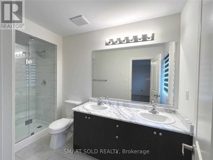 1046 MURRELL BOULEVARD, East Gwillimbury (Sharon), Ontario, L9N0L6