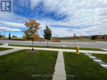 1046 MURRELL BOULEVARD East Gwillimbury (Sharon) Ontario photo 5