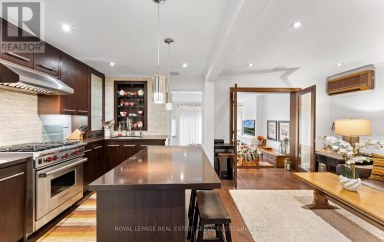 24 MANN AVENUE Toronto (Mount Pleasant East) Ontario photo 12