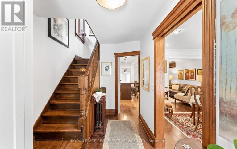 24 MANN AVENUE, Toronto (Mount Pleasant East), Ontario, M4S2Y3