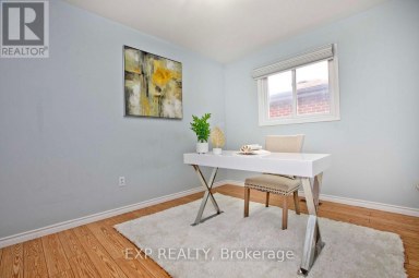 MAIN - 57 BELVEDERE CRESCENT Richmond Hill (Crosby) Ontario photo 13