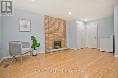 MAIN - 57 BELVEDERE CRESCENT Richmond Hill (Crosby) Ontario photo 16