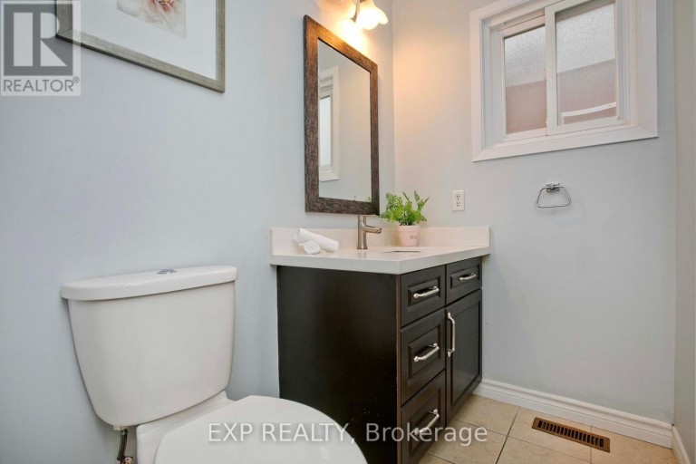 MAIN - 57 BELVEDERE CRESCENT, Richmond Hill (Crosby), Ontario, L4C8V4